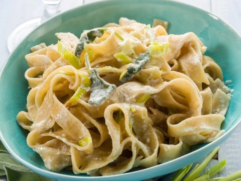 Tagliatelle au beurre de sauge et de noix