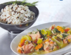Ragoût de saumon à l'ail et riz sauvage